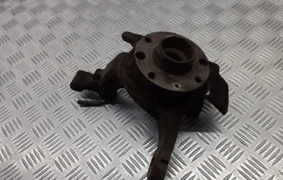 Opel Astra H Front wheel hub spindle knuckle