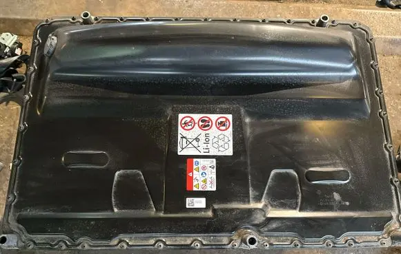 Volkswagen Arteon Shooting Brake Hybrid / electric car battery 3Q0915590P