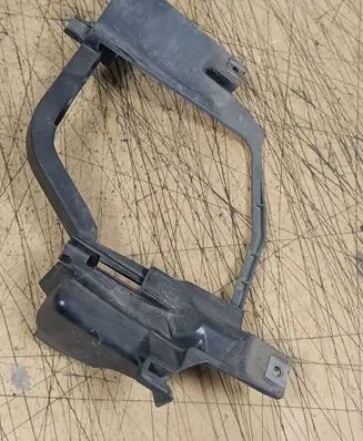 BMW 5 E60 E61 Headlight/headlamp mounting bracket 15873700