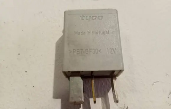 Volkswagen Transporter - Caravelle T4 Other relay 1212121