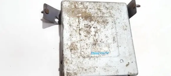 Mazda 323 Engine control unit/module Z57318881