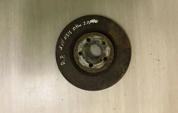 Toyota Avensis T250 Front brake disc