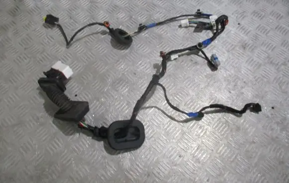 Hyundai i30 Front door wiring loom/harness boot 916102R030