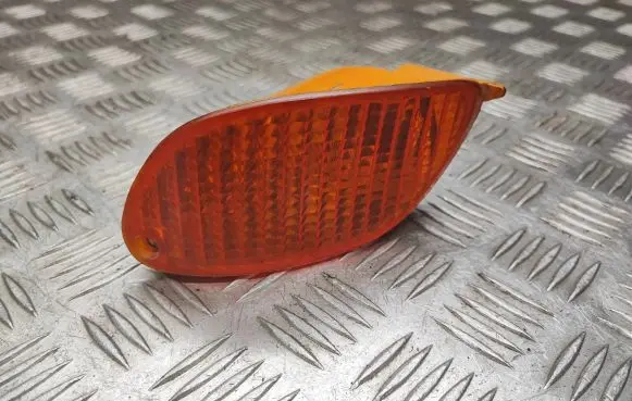 Ford Focus Front indicator light XS4113369A