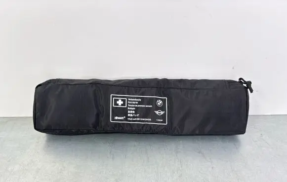 BMW 3 G20 G21 First aid kit 7276541 13164