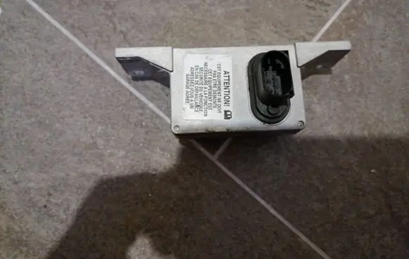 Renault Espace - Grand espace IV ESP acceleration yaw rate sensor 8200004644 2CV2M05C1J