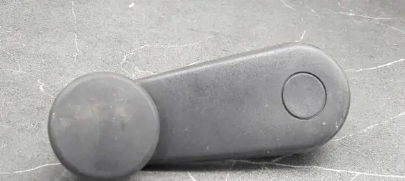 Volvo S40, V40 Front door window winding handle 