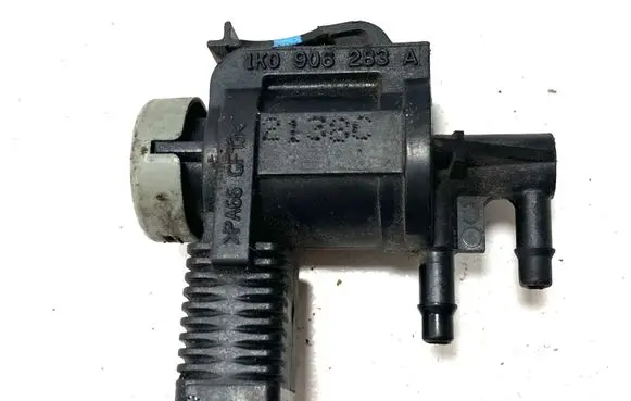 Audi A6 S6 C6 4F Turbo solenoid valve 1K0906283A 1K0906283 2138C