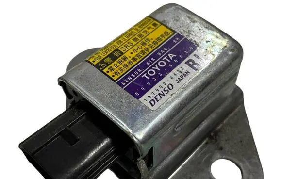 Toyota Land Cruiser (J120) Airbag deployment crash/impact sensor 8983360010 1879000472
