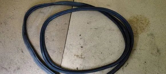 Ford Mondeo MK IV Trunk rubber seal (body) 