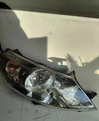 Peugeot Expert Headlight/headlamp 1401367980 89902604 27012011