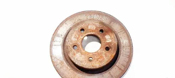 Volvo V50 Rear brake disc neventiliuojamas