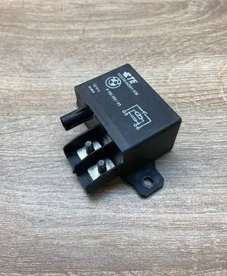 BMW 5 F10 F11 Glow plug 9198302