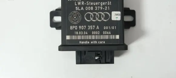 Audi A3 S3 8P Light module LCM 8P0907357A 5LA00837921