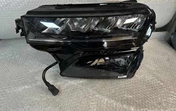 Skoda Karoq Headlight/headlamp 57B941009