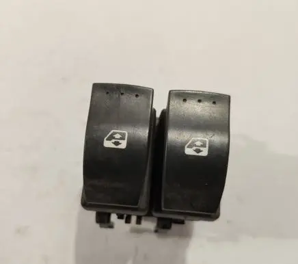 Renault Scenic II - Grand scenic II Electric window control switch 315050A