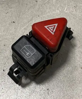 Mercedes-Benz A W168 Hazard light switch A1688201210 33019001