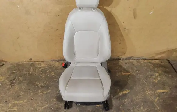 Jaguar XE Front driver seat