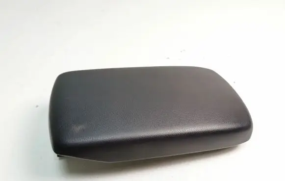 Toyota RAV 4 (XA40) Armrest