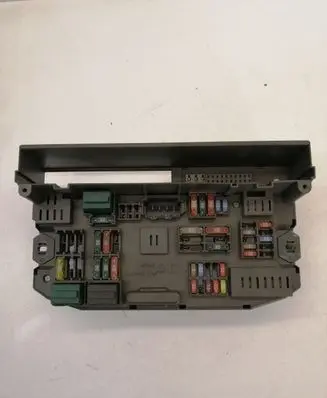 BMW X5 E70 Fuse module 518966010B 6931690