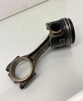 Volkswagen Touareg I Piston with connecting rod BPE