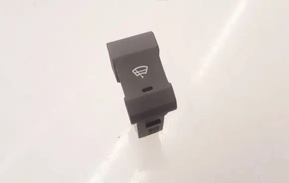 KIA Carens I Windscreen/window heater switch