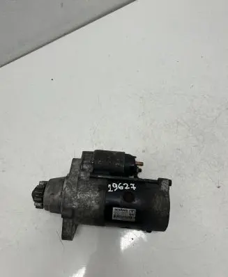Nissan X-Trail T30 Starter motor 233008H801 M008T71471