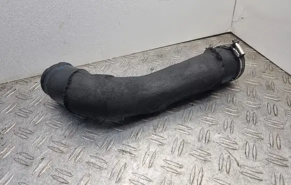 Audi A4 S4 B7 8E 8H Intercooler hose/pipe 8E0145708L