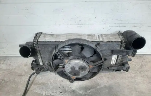 Ford Focus Intercooler radiator CV619L440VC BV618C607SB