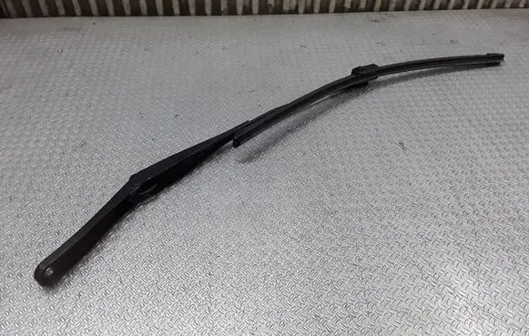 Opel Astra H Windshield/front glass wiper blade 13111219LH