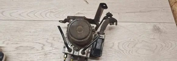 Honda Civic ABS Pump 006v95150c1