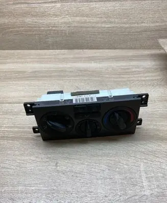 Hyundai Santa Fe Climate control unit 972502D