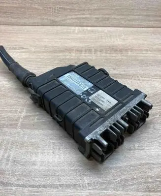 Volkswagen PASSAT B3 Engine control unit/module ECU 443907403G 0280000739