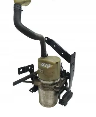 Volvo V50 Power steering pump 4N513K514DS