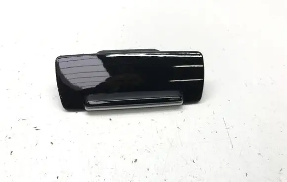 Ashtray (front)