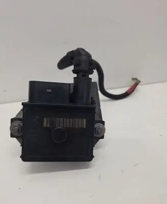 BMW 5 E60 E61 Glow plug pre-heat relay 779800005