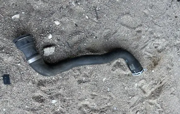 Volvo XC40 Air intake hose/pipe 32252715
