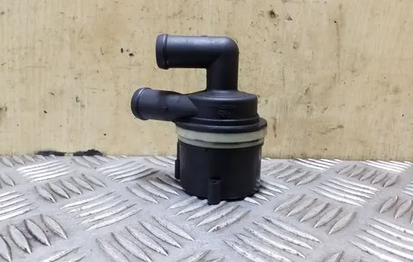 Volkswagen PASSAT B7 Electric auxiliary coolant/water pump 5N0965561A