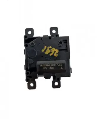 Toyota Yaris XP210 Air flap motor/actuator AE0638002242