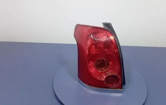 Toyota Avensis Verso Rear/tail lights