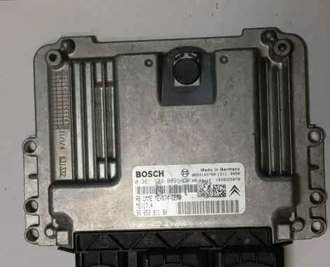 Peugeot 308 Engine control unit/module 9665291180 0261S04009 MEV174