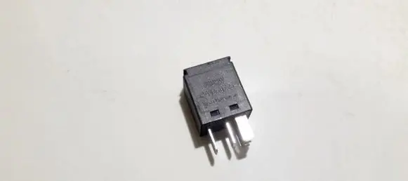 Ford Focus Other relay f57b14b192aa 990611a