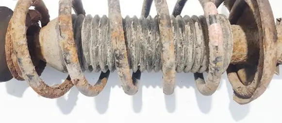Volkswagen Golf III Front coil spring