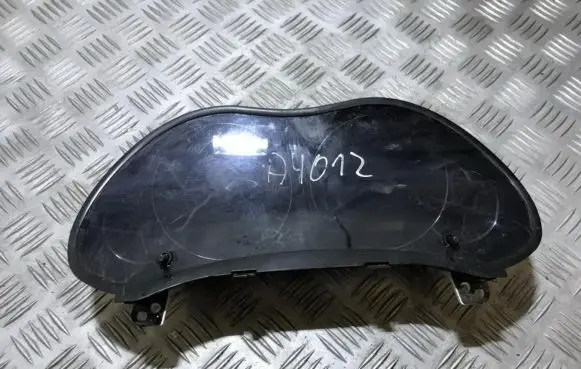Toyota Avensis T250 Speedometer (instrument cluster) 8380005641 83800-05641