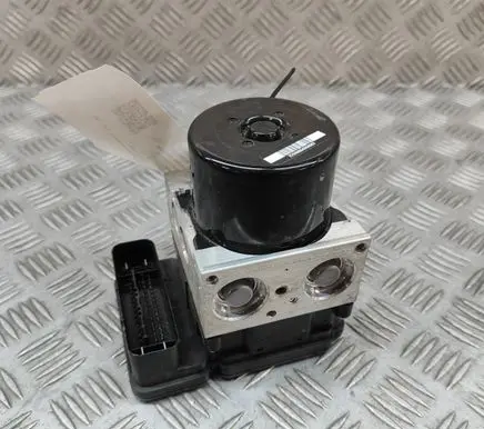 Volvo XC60 ABS Pump 31423348 P31423348
