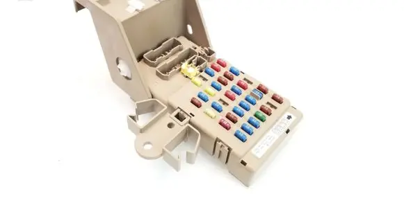 Subaru Forester SH Fuse module 82201FG010 007918