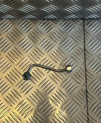 Opel Astra K Fuel injector supply line/pipe 