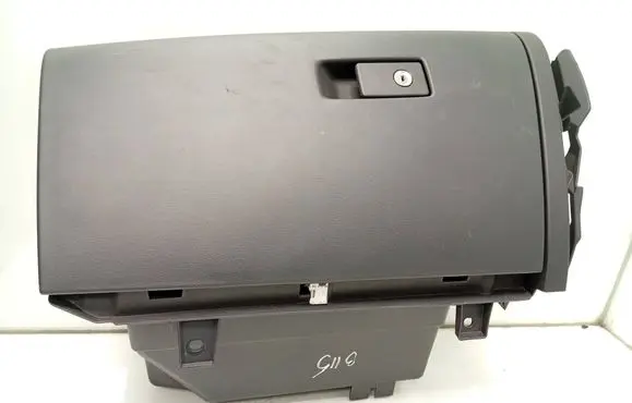 Volvo XC60 Glove box 31393674 39826885