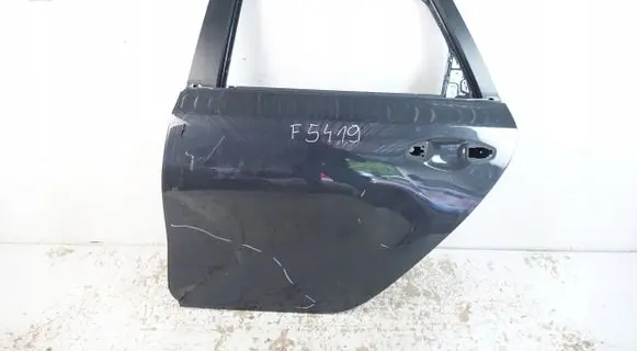 KIA Ceed Rear door