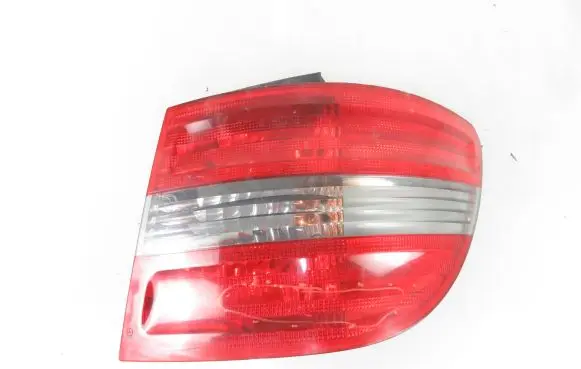 Mercedes-Benz B W245 Rear/tail lights A1698202464